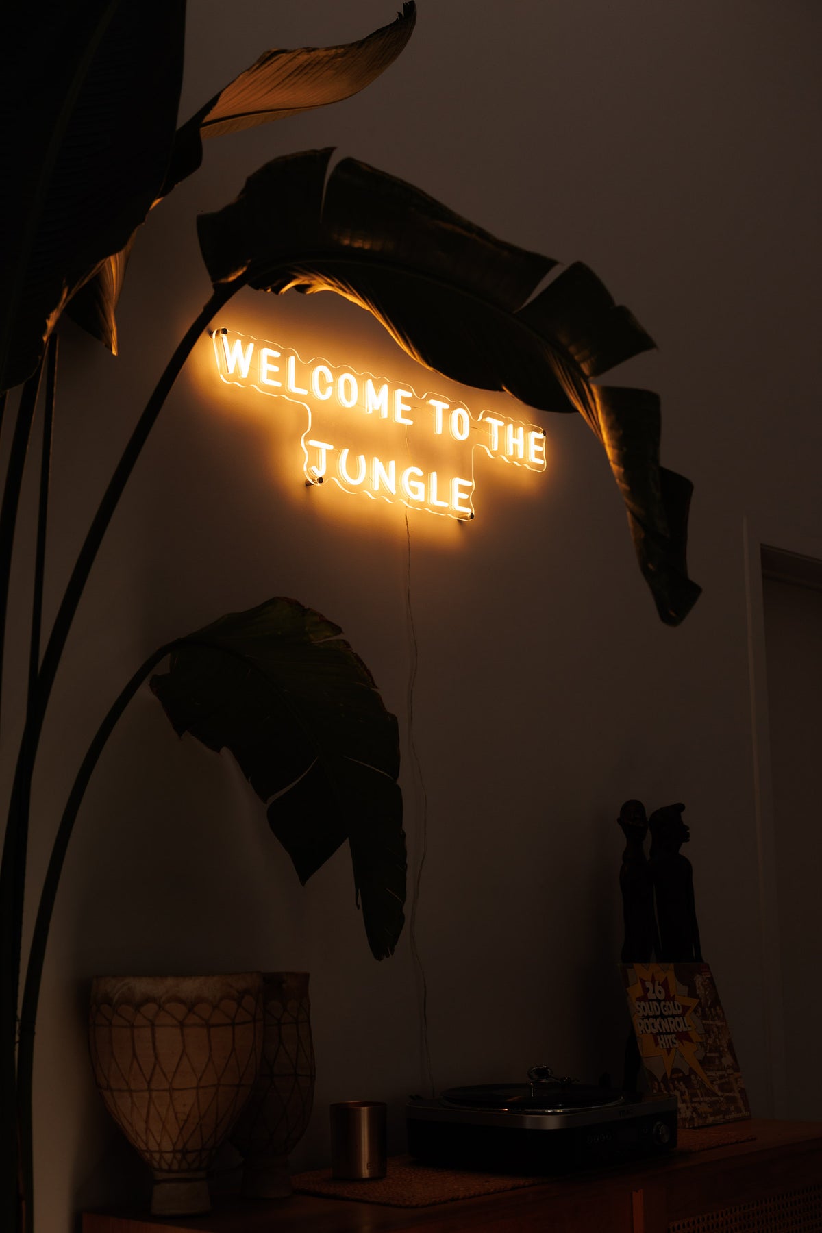 Welcome To The Jungle - Neon Sign