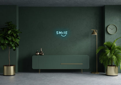 Smile - Neon Sign