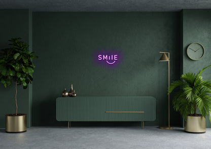 Smile - Neon Sign