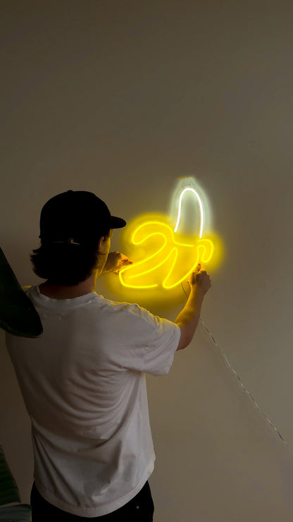 Banana - Neon Sign